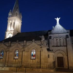 Eglise de Saint-Andelain au petit matin